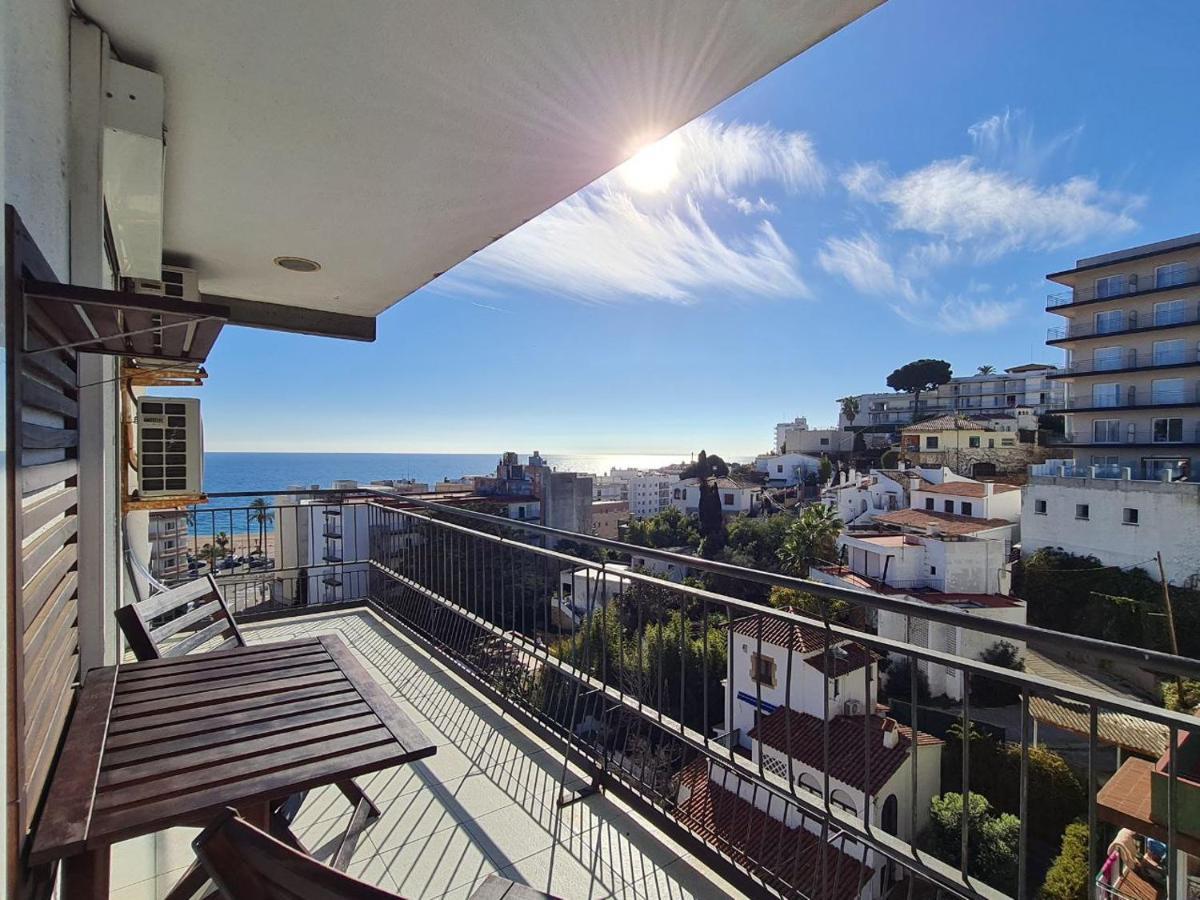 Apartament Pau Casals, 2 Min Walk From The Sea & Sea View Lloret de Mar Exterior foto